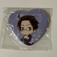ヘタリア オーストリア ハート缶バッジ - メルカリ