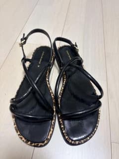 ZARA WOMAN レオパード柄 サンダル 39のサムネイル