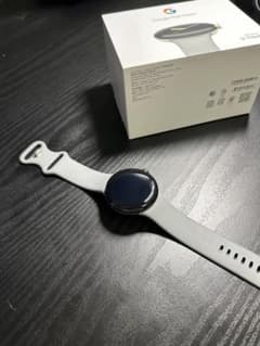 Google pixel Watch ヘーゼル　WiFiモデルのサムネイル