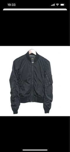 美品 ALPHA INDUSTRIES ブルゾン MA-1 黒 (M) 9-61のサムネイル