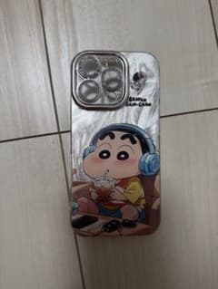 クレヨンしんちゃん iPhone16proケース シルバーのサムネイル