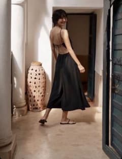 【kayさま専用】Nala long slit all in one kayさま専用】Nala long slit all in one - メルカリ