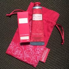 みみみ様専用 新品 ロクシタン ハンドクリーム 香水 セット 袋付きのサムネイル