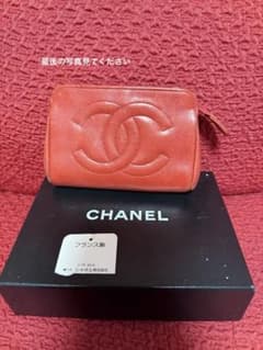 CHANEL 赤 レザー ポーチ CCロゴのサムネイル