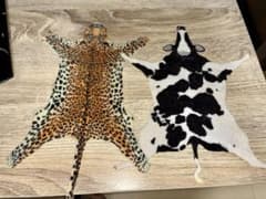 セレブアニマルカーペット　ヒョウ柄　牛柄 2枚セットのサムネイル