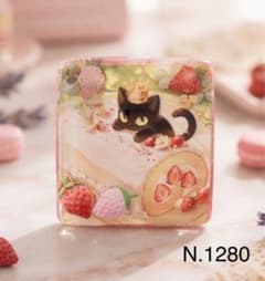 ロールケーキねこちゃん♡ストロベリーパフェVer.大きめ ロールケーキねこちゃん♡ストロベリーver.大き目 - メルカリ