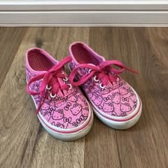 VANS スリッポン スニーカー ✴︎SALE✴︎のサムネイル