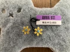 ANNA SUI 花モチーフピアス　新品/未使用のサムネイル