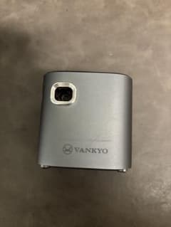 VANKYO ミニプロジェクター 小型 コンパクト HDMI リモコン付き - メルカリ
