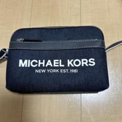 MICHAEL KORS デニム ショルダーバッグ　メンズ　レディースのサムネイル