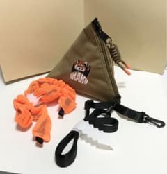 【ほぼ新品】グラニフ×OUTDOOR三角ポーチ ショルダー紐付きのサムネイル