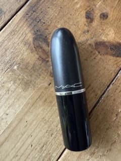 MAC 508 Hug Me Lustreglass Lipstickのサムネイル