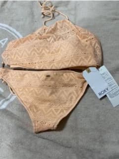 新品‼️ロキシーのビキニ上下　タグ付き✨✨のサムネイル