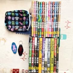 値下げドロヘドロ 漫画 1~23巻＋オールスター名鑑 完全版 ポーチ ストラップのサムネイル