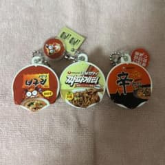 農心 NONGSHIM ミニチュアキーホルダー 3種セットのサムネイル