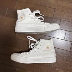 美品　白　コンバースハイカットスニーカーのサムネイル