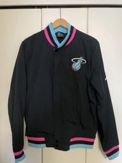 NIKE×MIAMI HEAT Courtside Bomber JKTのサムネイル