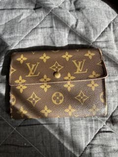 ヴィトン財布のサムネイル