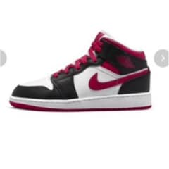 エア ジョーダン 1 MID 中町綾着用のサムネイル