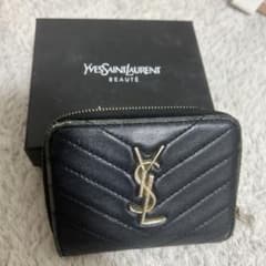 YVES SAINT LAURENT 二つ折り財布 ブラックのサムネイル