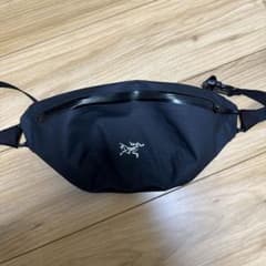Arc’teryx ショルダーバッグのサムネイル