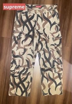 19AW supreme トライバルカモパンツ - メルカリ