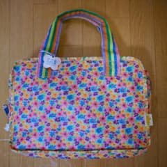 美品☆fafa防水バッグのサムネイル