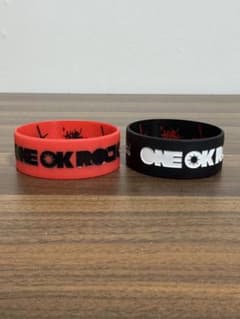 ONE OK ROCK ラバーバンドセット - メルカリ