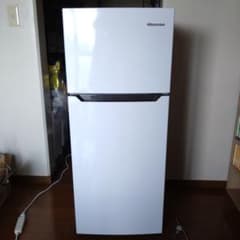 Hisense 2ドア冷蔵庫 ホワイト（送料込み） - メルカリ
