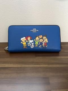 coach スヌーピーコラボ　長財布　新品未使用のサムネイル