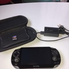 PS VITA 1000 ブラック セットのサムネイル