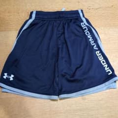 Under Armour ネイビー ショートパンツ 130のサムネイル