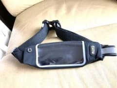 ベル様専用）ETOW ランニングウエストポーチ　生活防水のサムネイル
