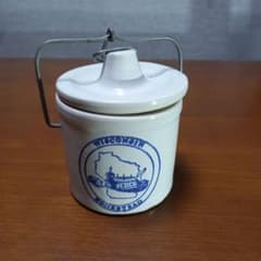 【ヴィンテージ】 陶器製キャニスター WISCONSIN HOMESTEADのサムネイル