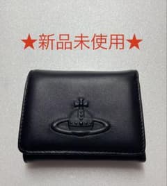 新品未使用】Vivienne Westwood 三つ折り財布 ブラック - メルカリ