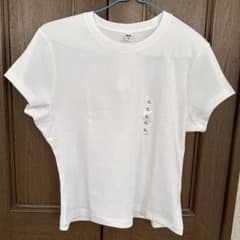 UNIQLO クルーネックTシャツ ホワイト XLサイズのサムネイル