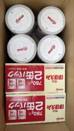 明治 ほほえみ 780g×8缶のサムネイル