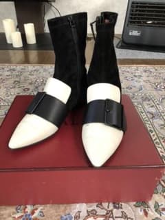 BALLY  レザーバイカラー　ベルテッドショートブーツのサムネイル