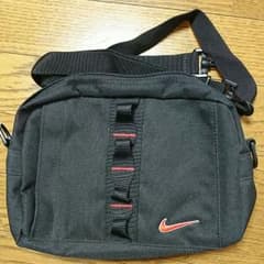 0.様専用  NIKE ナイキ ウエストポーチのサムネイル