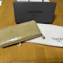 【購入前コメント必須】TUSCANIA ITALY  本革ロングウォレットのサムネイル