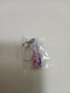 ラムネ ガチャガチャ　めじるしアクセサリー　ブルーベリー味のサムネイル