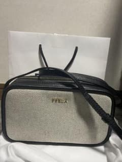 FURLAショルダーバッグのサムネイル