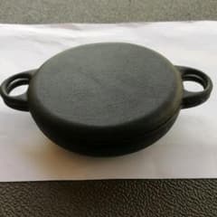 スキレットのようなミニ鉄鍋　蓋　付き　南部鉄器のサムネイル