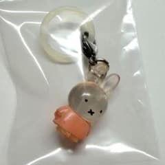 ミッフィー　めじるしアクセサリーmiffy～フレンズ～ガチャガチャ くすみカラーのサムネイル