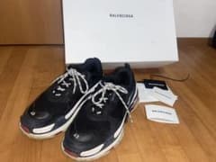 【BALENCIAGA】triple Sのサムネイル
