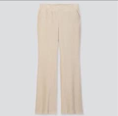 UNIQLO ユニクロ コーデュロイフレアパンツのサムネイル
