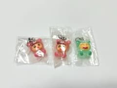 クレヨンしんちゃん めじるしアクセサリー みんなでくまパジャマのサムネイル