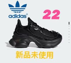 adidas OZVENUZ W CBLACK/CBLACK/SILVMT - メルカリ