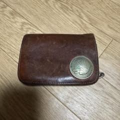 レッドムーン　二つ折り　中財布のサムネイル