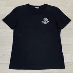 極美品★モンクレール・レディース BOXロゴワッペン付 Tシャツ(S ~M相当) 極美品〕モンクレール ワッペン ブラック M レディース Tシャツ 5S430